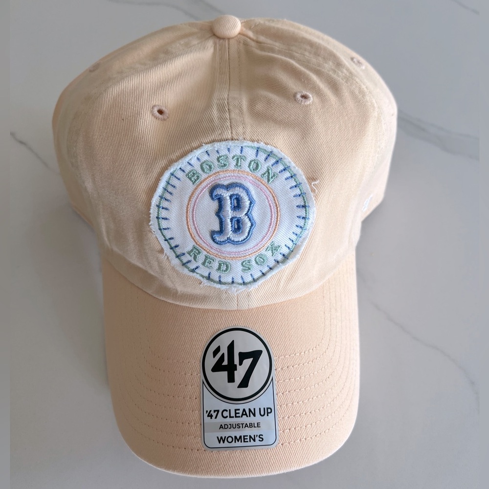 NEW W/ TAGS Women’s Boston Red Sox Patch ‘47 Cap in Pale Yellow